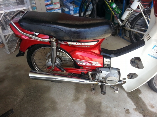 HONDA DREAM คุรุสภา 100 สตาร์ทมือ HONDA DREAM คุรุสภา 100 สตาร์ทมือ