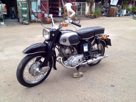 ขาย c92 สวยๆ เดิมๆ ทะเบียนเต็ม พร้อมชุดโอน เครื่องดีๆ สตาทร์มือ  ครับ