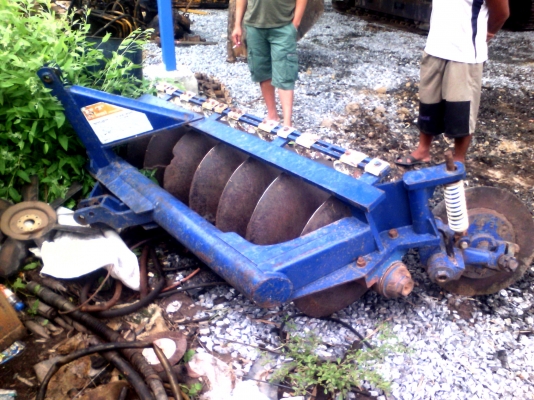 ขาย!! ผาน 7 ( PT ) ประโยชน์แทรกเตอร์   ใส่รถไถ FORD  27.000. ต่อรองกันได้