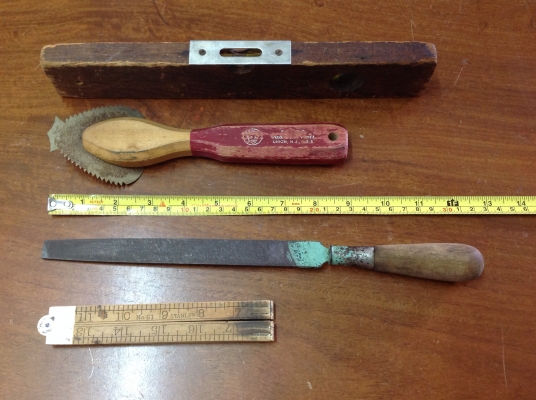 ขายเครื่องมือช่างไม้งานเก่าเมกา ยกชุด 4 ชิ้น