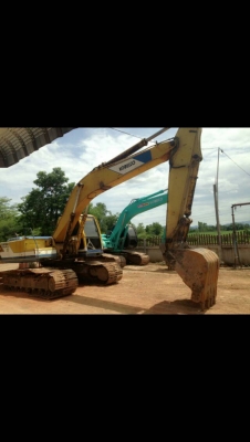 รถแบคโฮ KOBELCO SK200 M3 โซ่ใหม่ ทั้ง สองข้าง รถใช้งานดี มีทะเบียน