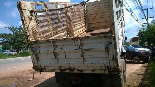 ขาย ISUZU DECA 270 ปี 43 สวยพร้อมใช้ เครื่องเดิม เกียร์เดิม มีลำโพงลากลูก สนใจติดต่อด่วน ราคาต่อรองได้ครับ