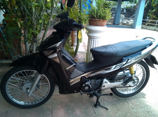 สตาร์ทมือ... wave125i สีดำ ทะเบียน 820 เครื่องดี