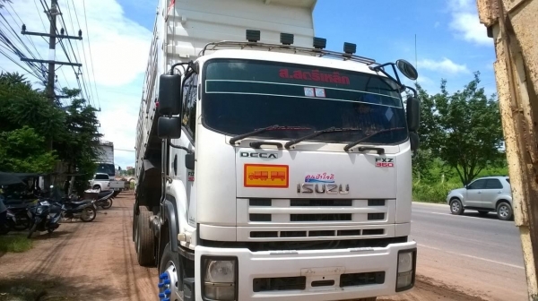 ขาย ISUZU DACA 360 ปี 52 สวยเดิมทุกอย่าง พร้อมระบบลากพ่วง ดั้มสามสมิตร ราคาต่อรองได้ ขาย ISUZU DACA 360 ปี 52 สวยเดิมทุกอย่าง พร้อมระบบลากพ่วง ดั้มสามสมิตร ราคาต่อรองได้