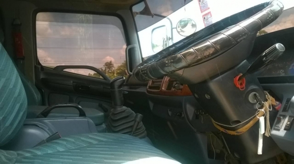 ขาย HINO MEGA 260 ปี 45 สวยเดิมพร้อมใช้ ดั้มสามมิตร พร้อมระบบลำโพงลากลูก ราคาต่อรองได้ครับ