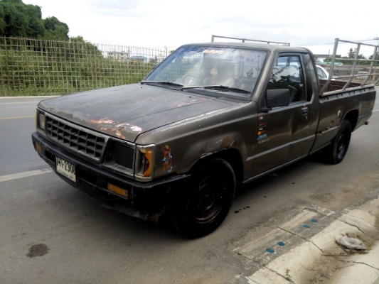 ขายกะบะ บรรทุกใช้งานดี Mitsubishi Cyclone พวงมาลัยพาวเวอร์ครับ