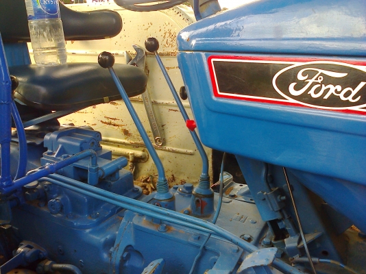 ขาย ford6610 ตัวเต็มๆสภาพสวยเครื่องดี ไม่รั่วไม่ซึม เจ้าของใช้คนเดียว..