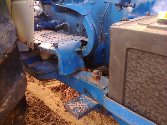 ขาย ford6610 ตัวเต็มๆสภาพสวยเครื่องดี ไม่รั่วไม่ซึม เจ้าของใช้คนเดียว.. ขาย ford6610 ตัวเต็มๆสภาพสวยเครื่องดี ไม่รั่วไม่ซึม เจ้าของใช้คนเดียว..