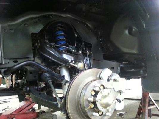 ชุดอัพเกรดช่วงล่าง Mazda by Shock Profender