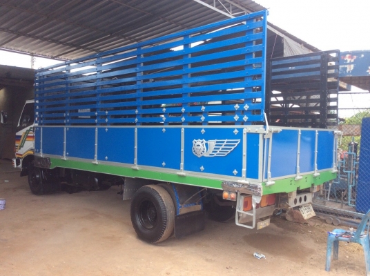 ขายHINO KM779 เครื่อง117 แรง หัวเดิมๆ ครัทซีเดิมๆ คานท้ายใหญ่ ยาว 5.4 ม. ภายในสวย ราคา 400,000 บาท