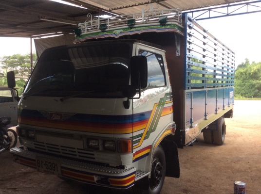 ขายHINO KM779 เครื่อง117 แรง หัวเดิมๆ ครัทซีเดิมๆ คานท้ายใหญ่ ยาว 5.4 ม. ภายในสวย ราคา 400,000 บาท