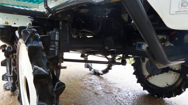 ขายรถปลูกข้าวคูโบต้า 6 แถว แบบนั้งขับ