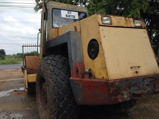 ขายรถบด โบแมค (BOMAG) รุ่น BW217D 12.500 กก. 2 เพลา