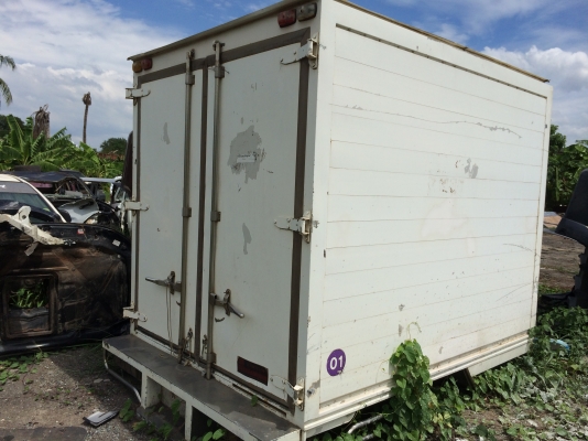 ขายตู้ห้องเย็นสภาพดีใช้งานได้เลย ของรถโตโยต้าวีโก้