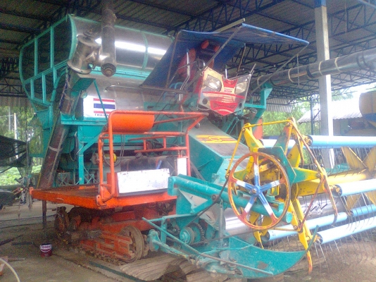 ขายรถเกี่ยวข้าวสามมิตมอร์เตอร์ราคา1390000บาท