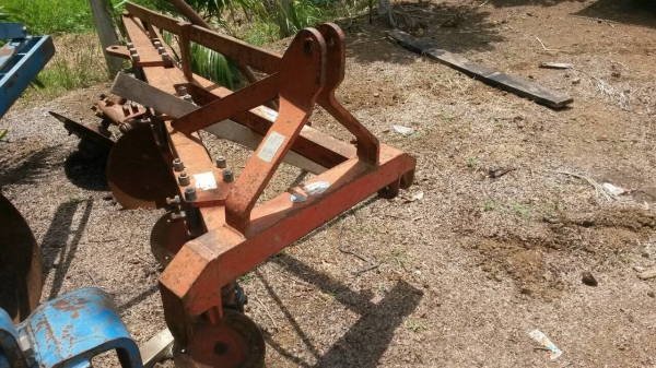 ขายผานสามตราช้าง ราคา 33000