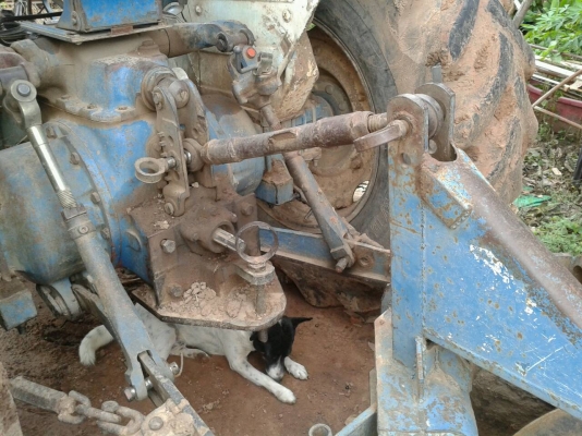 ขายรถไถฟอร์ด 6600 T5 เต็มตัว มีทะเบียนเอกสารพร้อมโอน