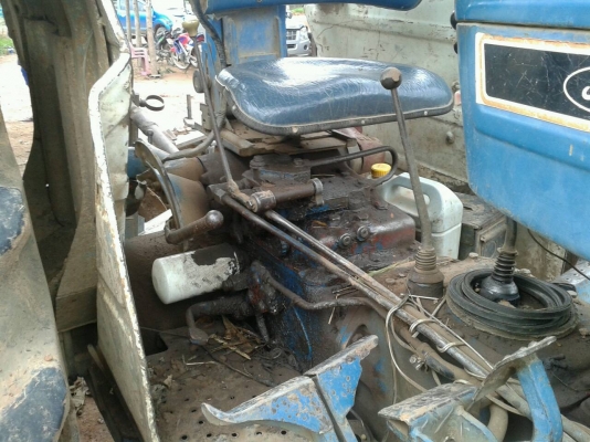 ขายรถไถฟอร์ด 6600 T5 เต็มตัว มีทะเบียนเอกสารพร้อมโอน