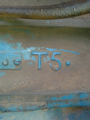 ขายรถไถฟอร์ด 6600 T5 เต็มตัว มีทะเบียนเอกสารพร้อมโอน