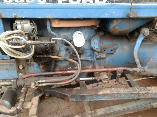 ขายรถไถฟอร์ด 6600 T5 เต็มตัว มีทะเบียนเอกสารพร้อมโอน