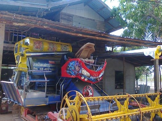 รับงานต่อถังเก็บข้าว ระบบอุ้มปรับระดับ ซ่อม เช็ค รถเกี่ยวข้าวทุกรุ่น