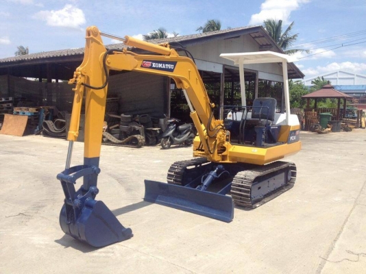 รถขุด แบคโฮล KOMATSU PC30-5 ทำสีใหม่ นำเข้า มือสองญี่ปุ่น