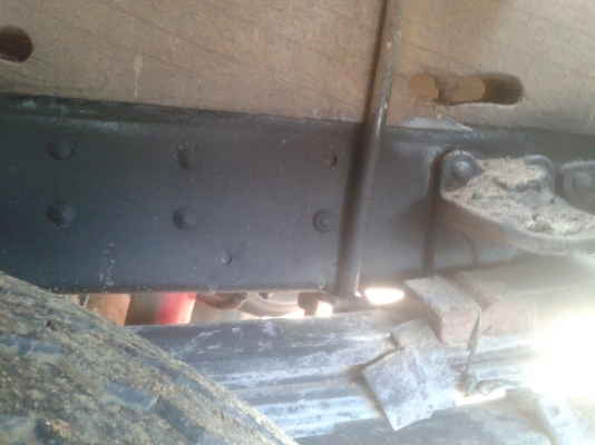 ลูกค้าบุรีรัมย์มาจองแล้ว10000บาท รับรถ 1ส.ค57ไดน่า 115 แรงม้า)เฟืองท้ายใหญ่ Fหน้าหลังแล้ว แชสซีใหญ่ๆยางสวย 6 เส้น เครื่องแห้งจัดไม่