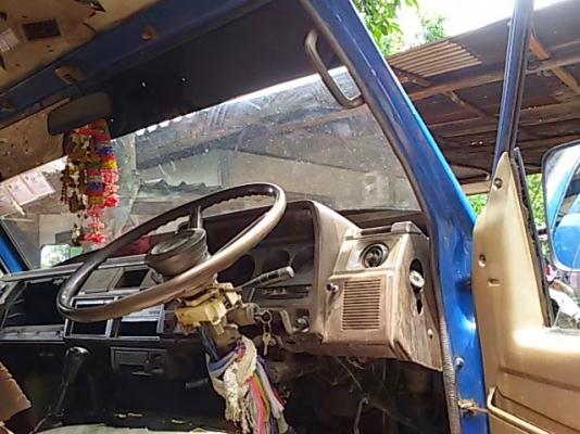 ลูกค้าบุรีรัมย์มาจองแล้ว10000บาท รับรถ 1ส.ค57ไดน่า 115 แรงม้า)เฟืองท้ายใหญ่ Fหน้าหลังแล้ว แชสซีใหญ่ๆยางสวย 6 เส้น เครื่องแห้งจัดไม่