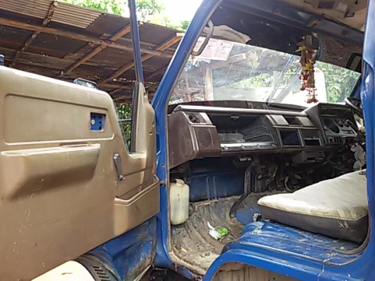 ลูกค้าบุรีรัมย์มาจองแล้ว10000บาท รับรถ 1ส.ค57ไดน่า 115 แรงม้า)เฟืองท้ายใหญ่ Fหน้าหลังแล้ว แชสซีใหญ่ๆยางสวย 6 เส้น เครื่องแห้งจัดไม่