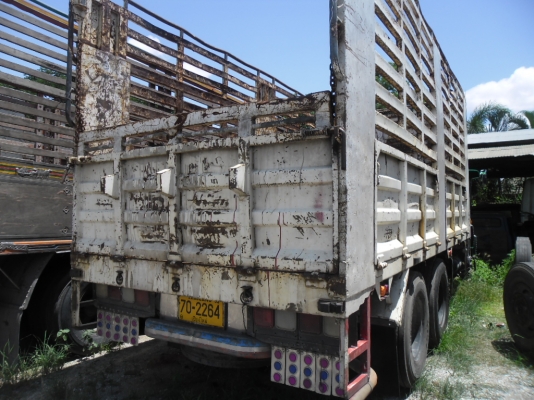 ขายรถ 10 ล้อเพลาเดียว HINO KT 725 เครื่อง HO7D สวยๆ 195 แรงกระบะตอกเหล็กสวยมากทะเบียนเต็ม