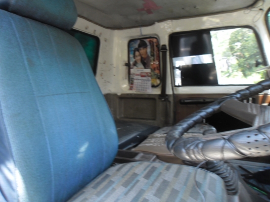 ขายรถ 10 ล้อเพลาเดียว HINO KT 725 เครื่อง HO7D สวยๆ 195 แรงกระบะตอกเหล็กสวยมากทะเบียนเต็ม