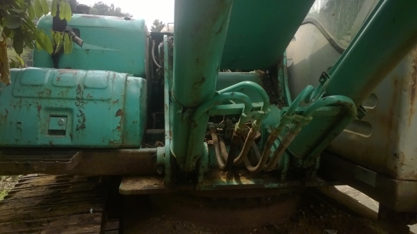 SK200-6  YN09 สภาพดีใช้ได้..เครื่องเดิม ปั้มเดิม ดี...ไฟครบ เอกสารอินวอยน์