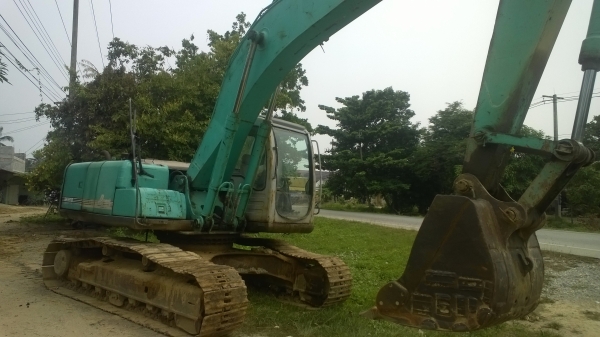 SK200-6  YN09 สภาพดีใช้ได้..เครื่องเดิม ปั้มเดิม ดี...ไฟครบ เอกสารอินวอยน์