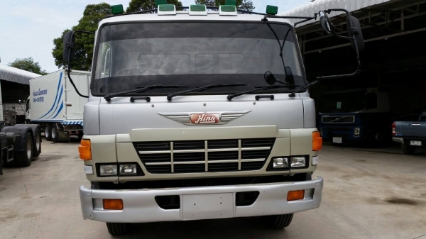 HINO 10 ล้อ หัวลาก