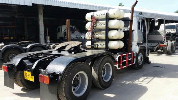 HINO 10 ล้อ หัวลาก HINO 10 ล้อ หัวลาก