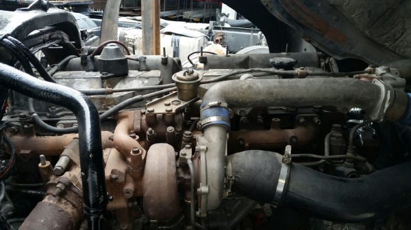 HINO 10 ล้อ หัวลาก HINO 10 ล้อ หัวลาก