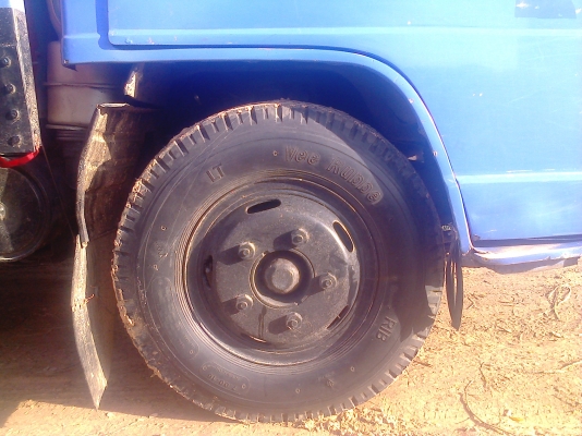 หกล้อ อีซูซุ110hpห้างแท้รถสภาพดีพร้อมใช้งาน ทะเบียนพร้อมโอน