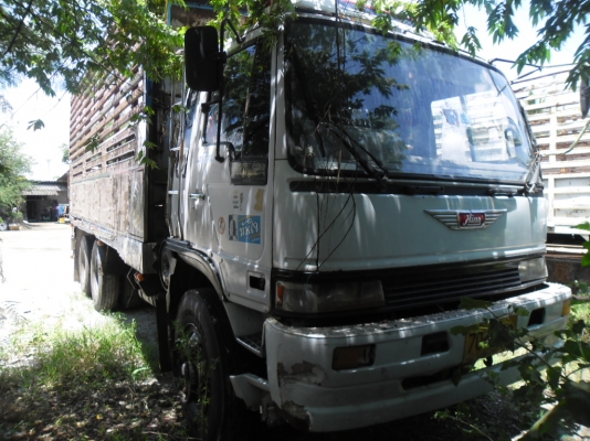 ขายรถบรรทุ 10 ลัอเพลาเดียว HINO FM 226 เพลาเดียวเครื่อง EP 100 TURBO สวยๆทะเบียนเต็ม