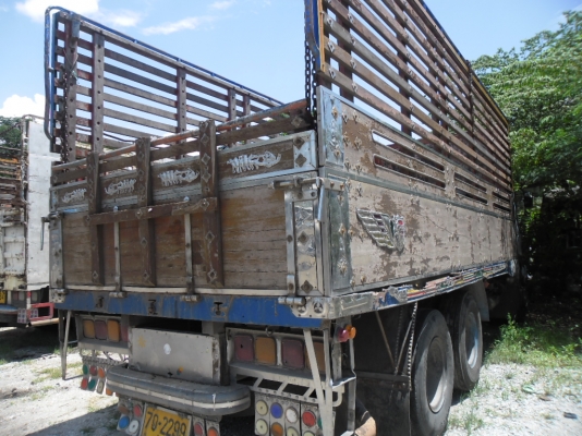 ขายรถบรรทุ 10 ลัอเพลาเดียว HINO FM 226 เพลาเดียวเครื่อง EP 100 TURBO สวยๆทะเบียนเต็ม