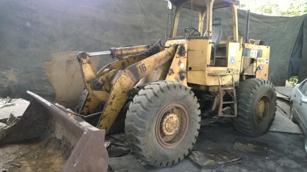 รถตักล้อยางCAT916 รถจอดไว้ในโกดังเก็บของ...ใช้งานได้ปกติ