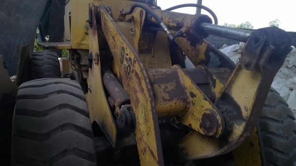 รถตักล้อยางCAT916 รถจอดไว้ในโกดังเก็บของ...ใช้งานได้ปกติ