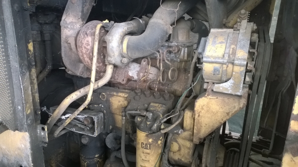 รถตักล้อยางCAT916 รถจอดไว้ในโกดังเก็บของ...ใช้งานได้ปกติ