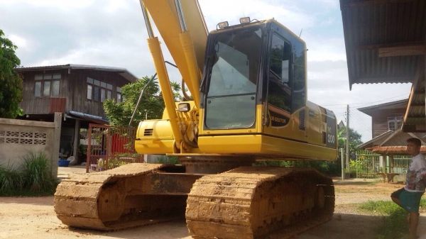 ขายดาว์นรถแบ็คโฮ KOMATSU PC200-8 serial 315xxx ไมล์ชั่วโมง 4,9xx