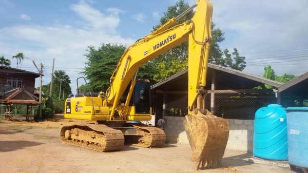 ขายดาว์นรถแบ็คโฮ KOMATSU PC200-8 serial 315xxx ไมล์ชั่วโมง 4,9xx