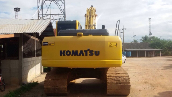 ขายดาว์นรถแบ็คโฮ KOMATSU PC200-8 serial 315xxx ไมล์ชั่วโมง 4,9xx