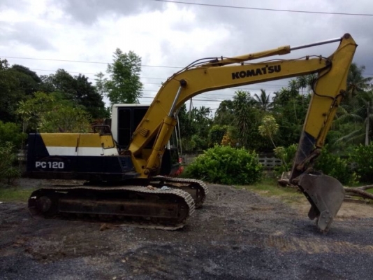 รถแบคโฮ  KOMATSU  120 - 5  สนใจติดต่อ 081 - 6079515