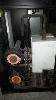 ขายปั๊มลมสกรู 120 แรงม้าพร้อมแอร์ดายเออร์ราคาชุดละ 180,000 บาทมี 2 ชุดทดลองได้