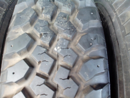 ขายยาง MAXXIS mud ขนาด 245/75/16สภาพสวยๆครับ