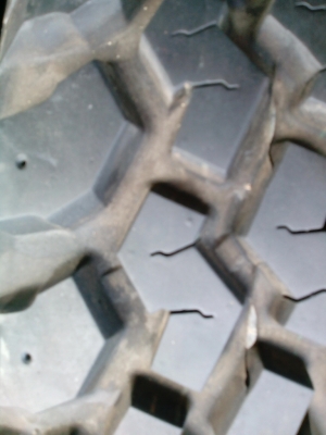 ขายยาง MAXXIS mud ขนาด 245/75/16สภาพสวยๆครับ