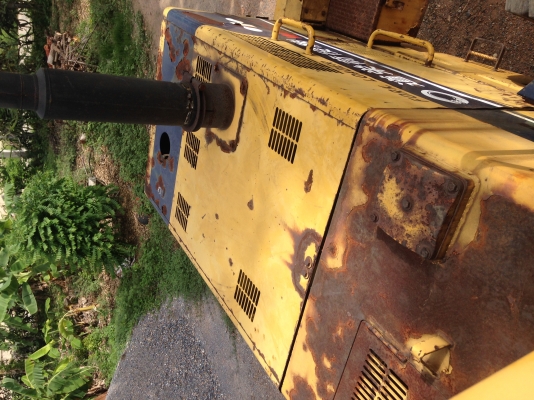 ขายรถตัก Komatsu WA350-1 ; รถเก่าญี่ปุ่น  สภาพสวย สนใจติดต่อ 081-9485494